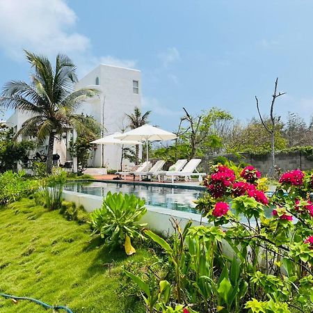 Ho Lan Retreat, Villa Mat Bien Danh Cho 8 Nguoi. Pho Tri Exterior foto
